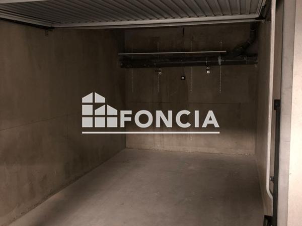 Location Appartement 2 pièces 42.8 m² - 229 AVENUE GEORGES BOREL Salon De Provence 13300