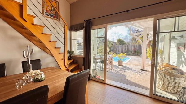 Belle villa avec piscine dans environnement paisible