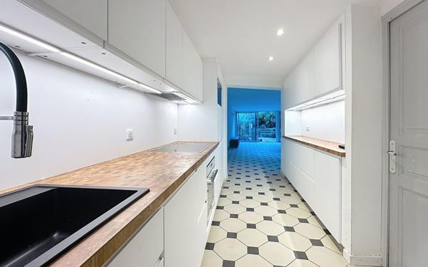 Maison à vendre    5 pièces • 130 m2 Avignon