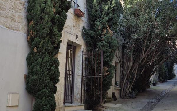 Maison à louer    3 pièces •  Villeneuve-lès-Avignon