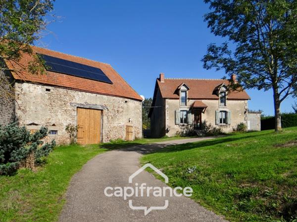 Maison à vendre 5 pièces plus grange avec terrain de 2620 m2 LAPEYROUSE (63)