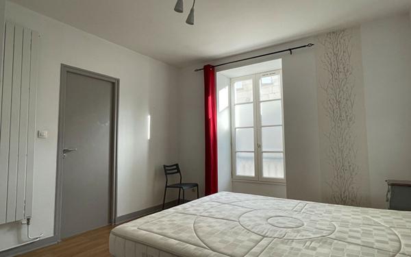 Appartement à louer    2 pièces • 65,46 m2 Rochefort