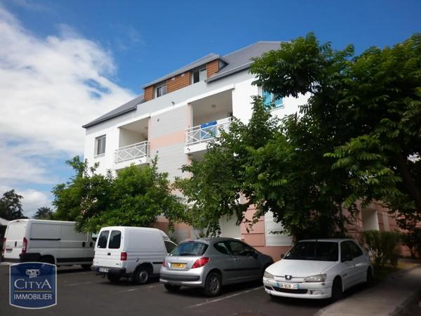 Appartement à louer 1 pièce 24.79m² Saint-Pierre (97410)