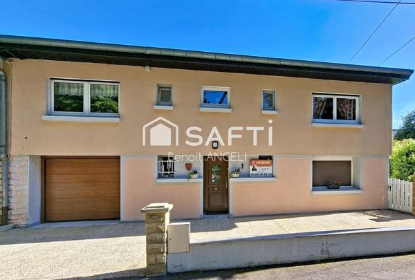 Belle maison jumelée de 100 m2 très bien entretenue