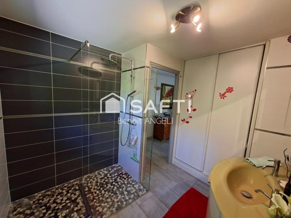 Belle maison jumelée de 100 m2 très bien entretenue