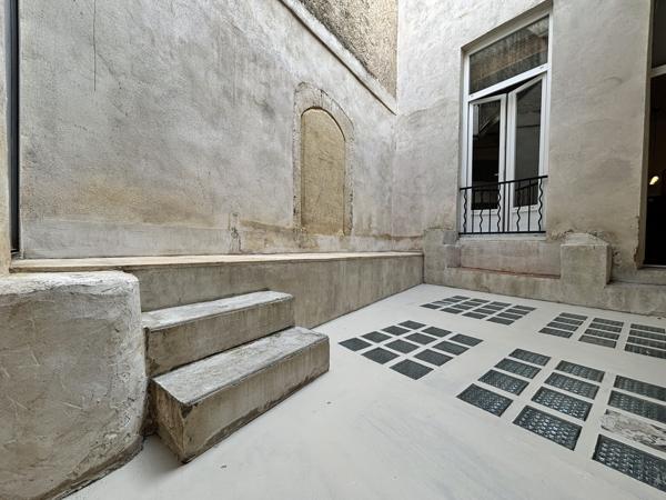 Loft avec terrasse au coeur de Nîmes