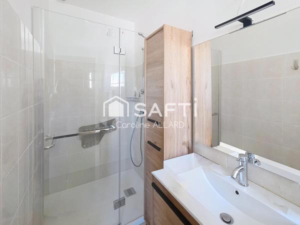 Maison de plain-pied sur une parcelle de 866m²