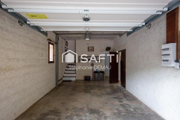 MAISON DE MACON AVEC DEPENDANCES- PISCINE-GARAGE