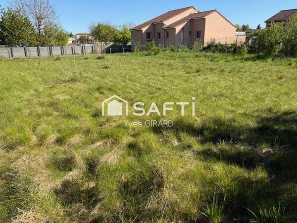 Profitez de ce beau terrain de loisir pour les beaux jours