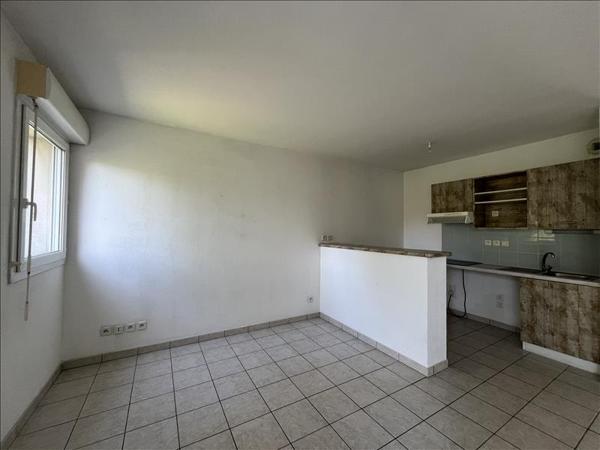 Appartement à louer |  ST PIERRE DU MONT |  3 pièces | 59 m²