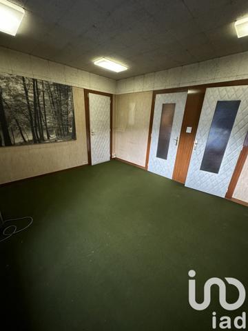 Maison 10 pièces de 239 m² à Darney (88260)