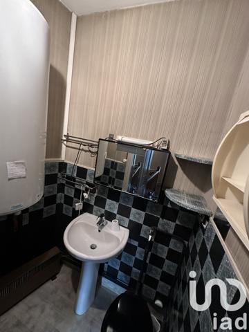 Maison 10 pièces de 239 m² à Darney (88260)