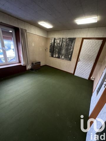 Maison 10 pièces de 239 m² à Darney (88260)