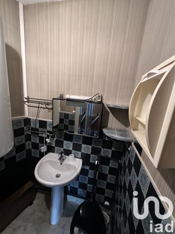 Maison 10 pièces de 239 m² à Darney (88260)