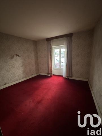 Maison 10 pièces de 239 m² à Darney (88260)