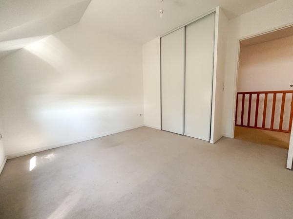 Appartement duplex 6 pièces 110m² à Saclay - BAIL MOINS D'1 AN NON MEUBLE