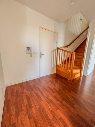 Appartement duplex 6 pièces 110m² à Saclay - BAIL MOINS D'1 AN NON MEUBLE
