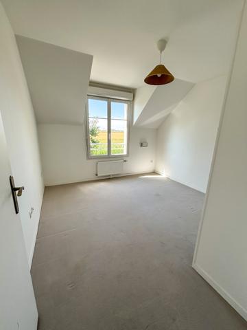 Appartement duplex 6 pièces 110m² à Saclay - BAIL MOINS D'1 AN NON MEUBLE