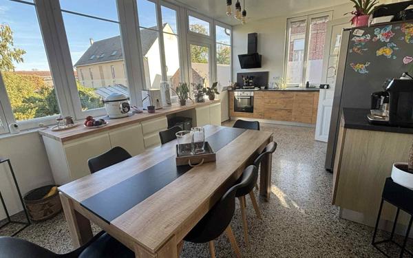 Maison à vendre    4 pièces •  La Fère