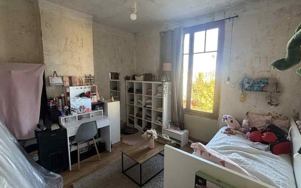 Maison à vendre    4 pièces •  La Fère