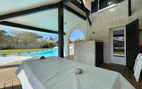 Maison à vendre    5 pièces •  Lit-et-Mixe