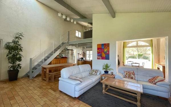 Maison à vendre    5 pièces •  Lit-et-Mixe