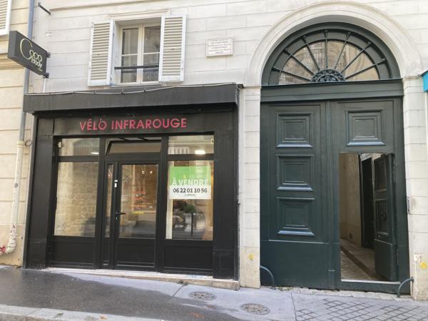 Local Commercial
         2 pièces
        - 64 m² 530 000 € *