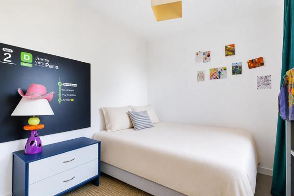 Maison
         7 pièces
        - 150 m² 558 000 € *