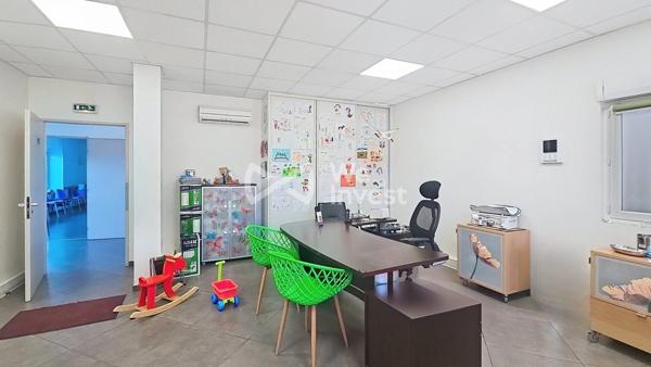 Local de 150 m² secteur 11ème pour du médical, ou paramédical ou également des bureaux proches de toutes commodités.
