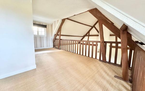 Maison à louer    5 pièces •  Saint-Georges-sur-Eure