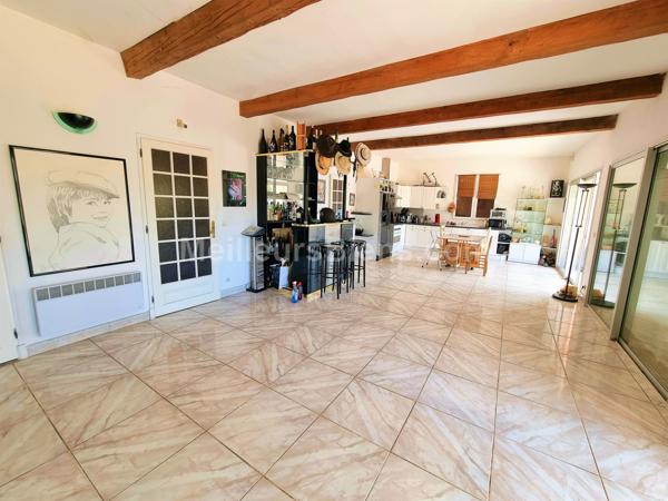 Villa 4 faces de type 4