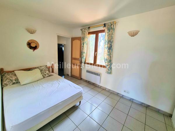 Villa 4 faces de type 4