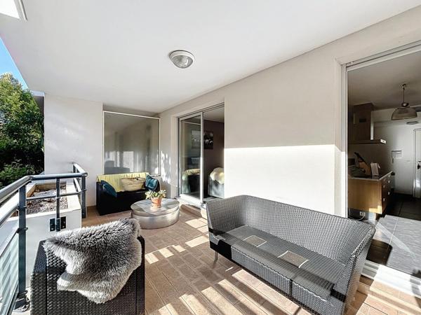 Marseille 8ème Perier -type 3 - terrasse de 28m2-