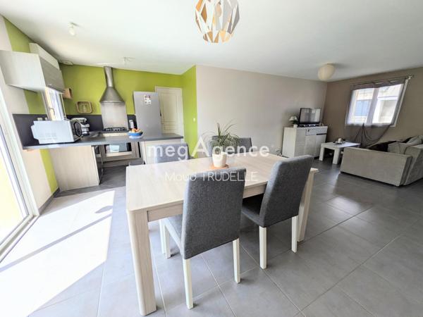 Maison à PRUILLE-LE-CHETIF, 72700 - 5 pièces 108m²