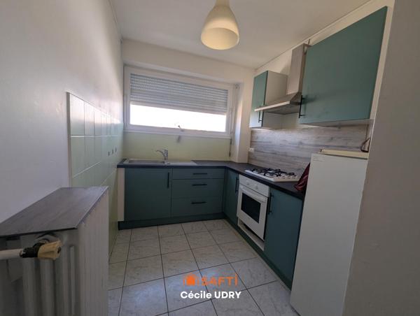 Idéal investisseur ou premier achat, bel appartement rénové en 2023 dans le centre de Tours.