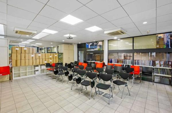 Bureaux à louer à PARIS 75009
