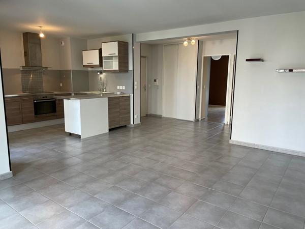 Appartement Échirolles 64.8 m2