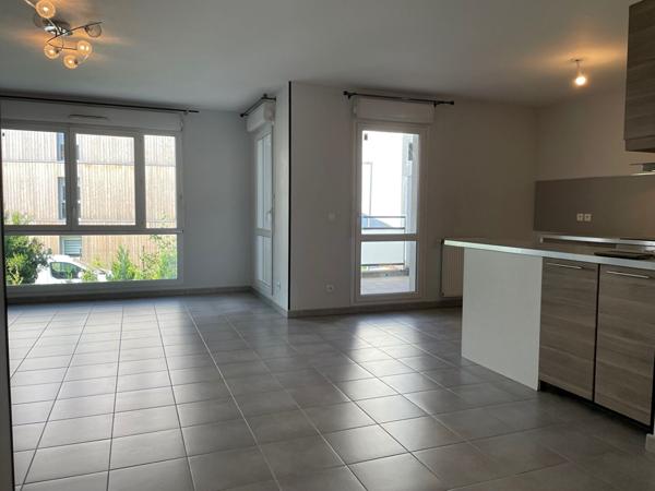 Appartement Échirolles 64.8 m2