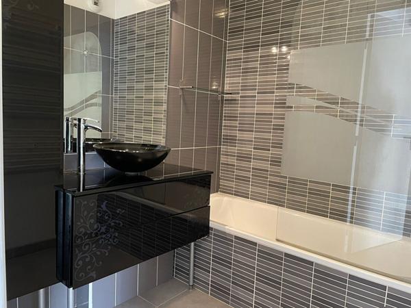 Appartement Échirolles 64.8 m2