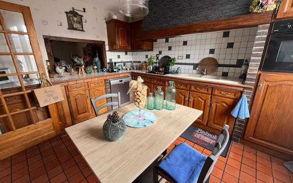 Maison à vendre    5 pièces • 180,68 m2 Gallardon