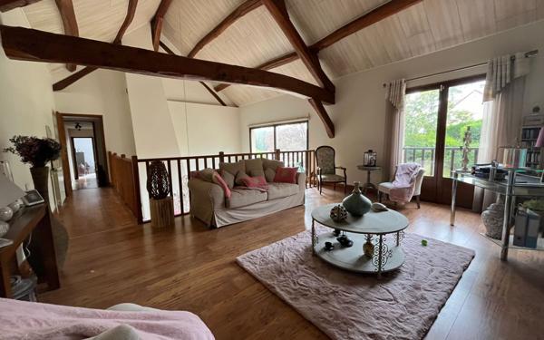 Maison à vendre    5 pièces • 180,68 m2 Gallardon