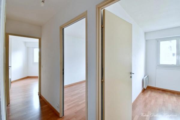 Département Essonne (91),à vendre à SAVIGNY SUR ORGE proche RER C appartement 4 pièces de 80,86 m² loi carrez avec double box en sous-sol (10m x 2.5m) et cave