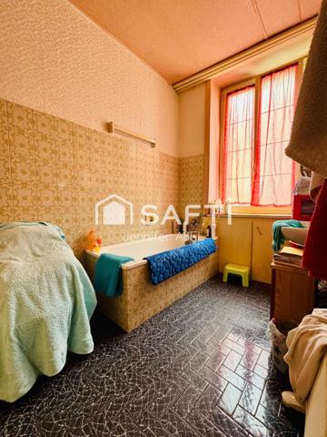 MAISON DE 185 M² À RÉNOVER