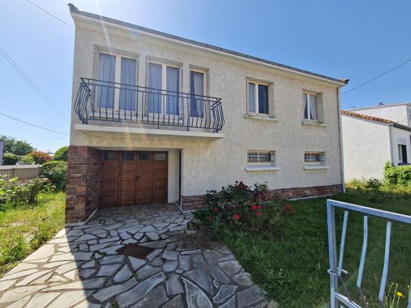 Maison Saint Sebastien Sur Loire 4 chambres, bureau