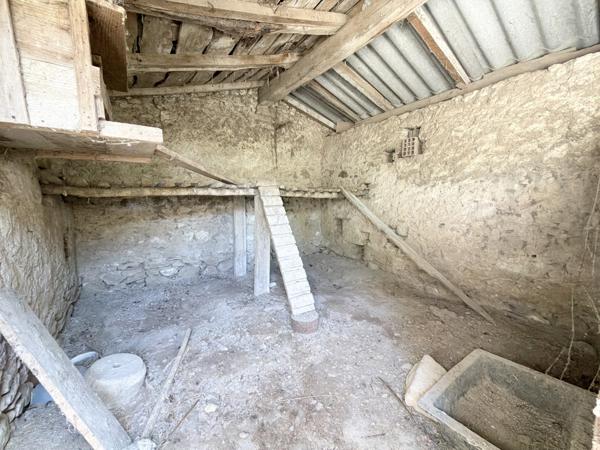 Maison en pierre avec grange et dépendances  Saint-Sylvestre-sur-Lot (47140)