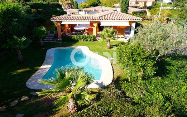 Maison à vendre    4 pièces • 141 m2 Mandelieu-la-Napoule