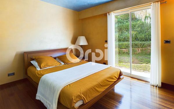 Maison à vendre    4 pièces • 141 m2 Mandelieu-la-Napoule