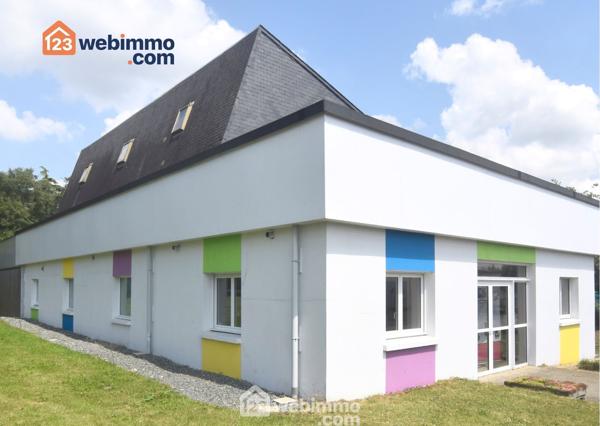 Immeuble 480 m² à Rostrenen 22110