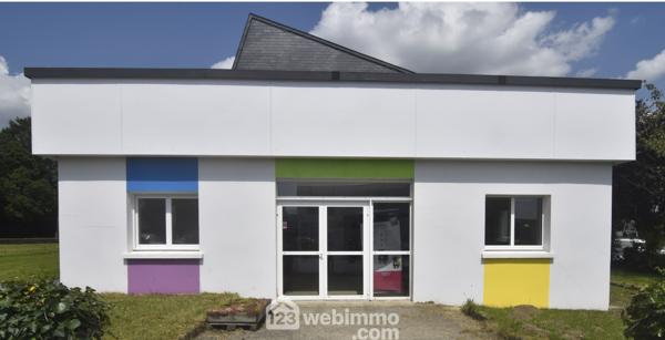 Immeuble 480 m² à Rostrenen 22110