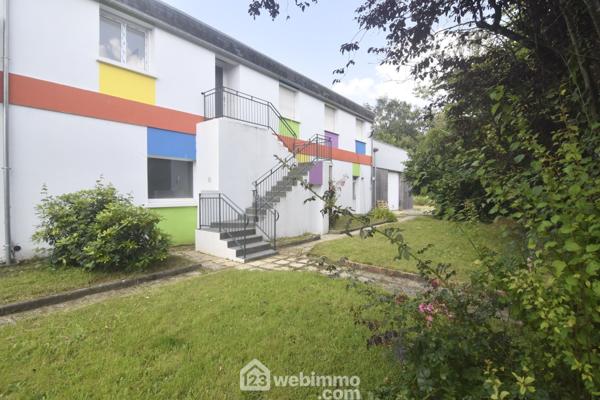 Immeuble 480 m² à Rostrenen 22110